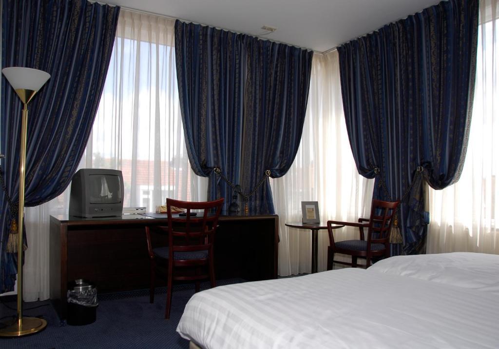 Prinsenhof Ijmuiden Hotel Bilik gambar