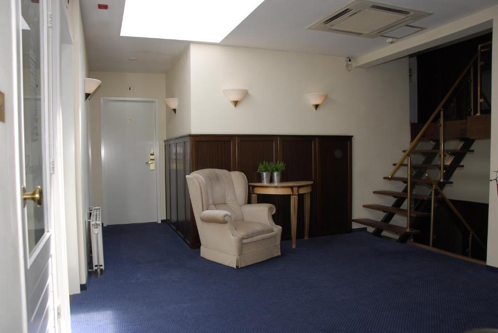 Prinsenhof Ijmuiden Hotel Bilik gambar
